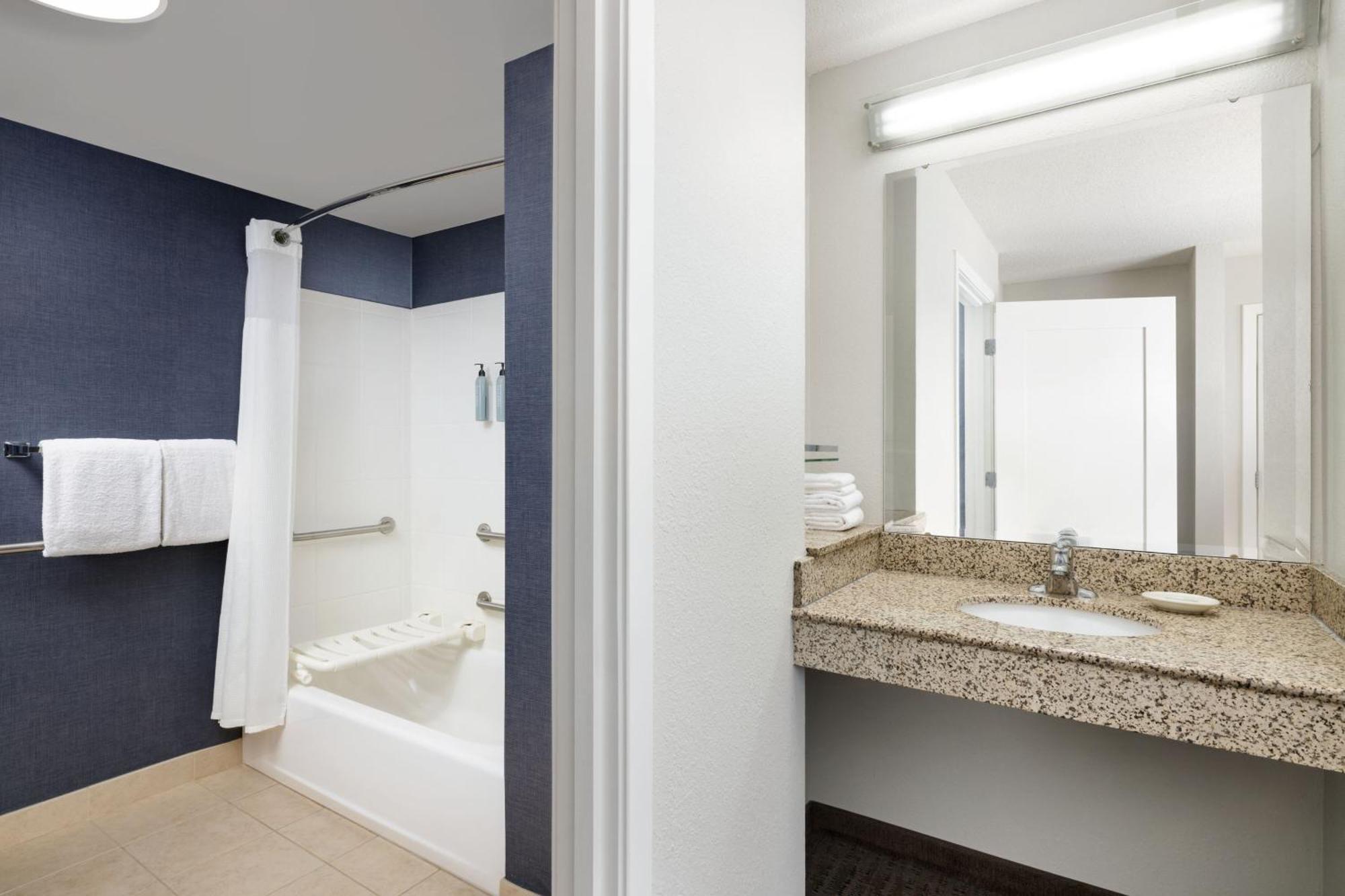 Residence Inn קונקורד מראה חיצוני תמונה