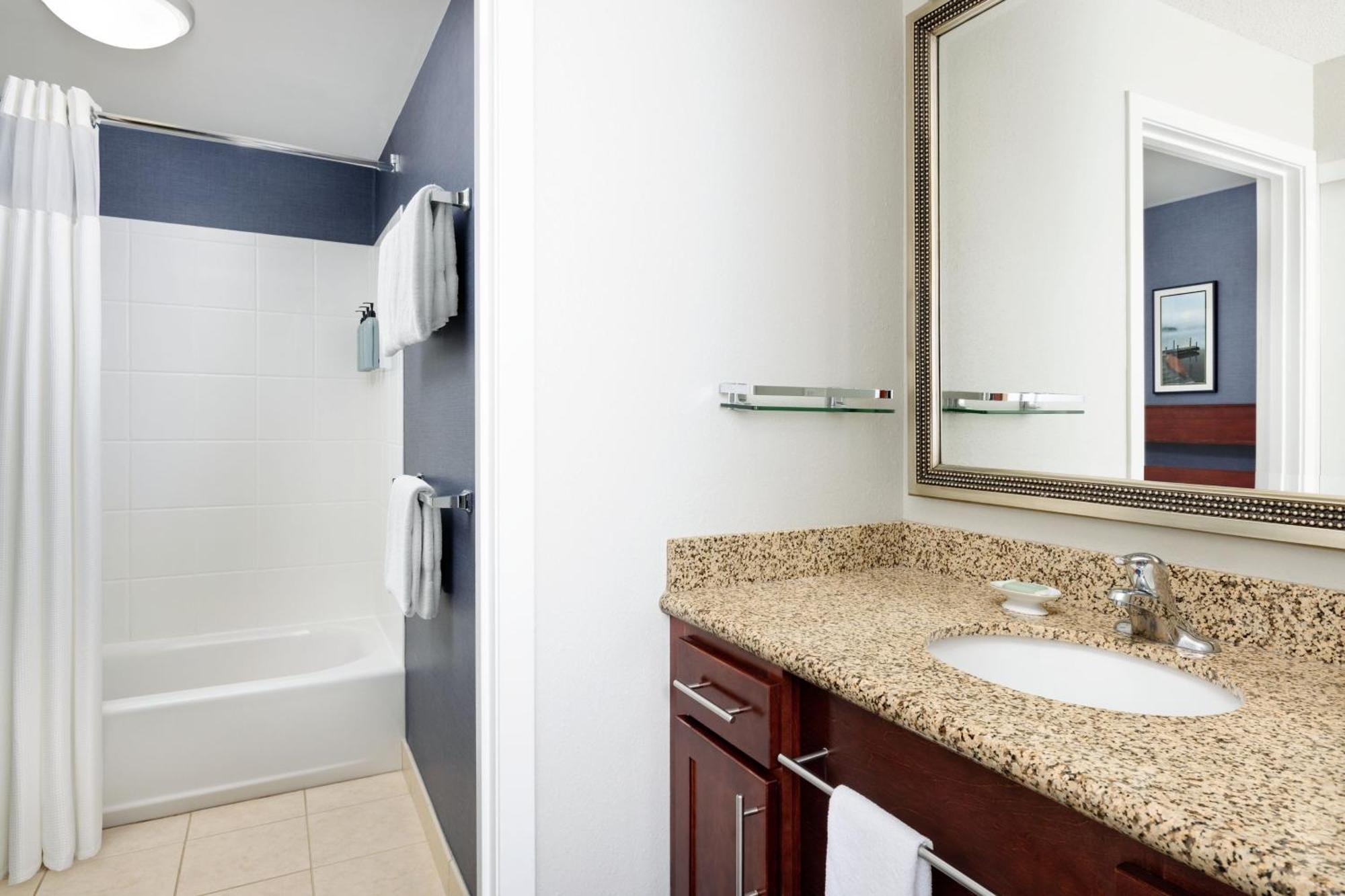 Residence Inn קונקורד מראה חיצוני תמונה